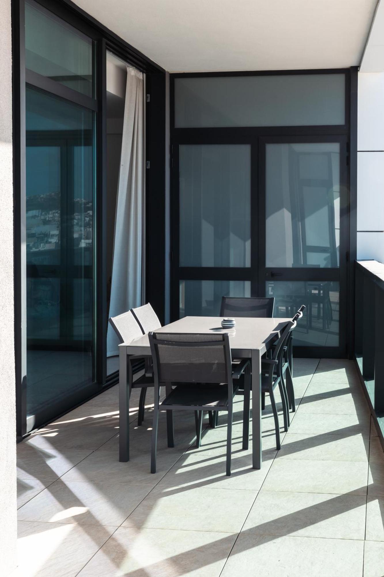 Modern Apartment In The Center Of St Julians By Arcobnb Saint Julian's Exterior photo
